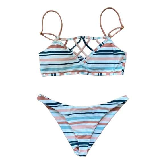 ❤️ Issa De Mar Bikini - Medium top, Small bottom NWOT - Picture 2 of 6